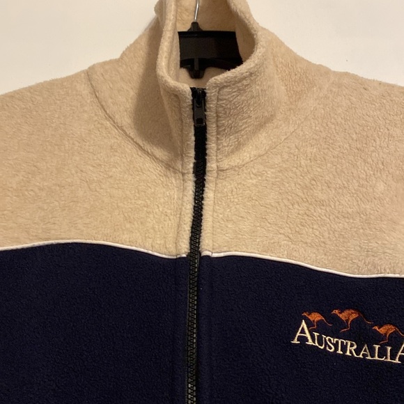 KM Down Under Souvenirs Full Zip Fleece Jacket - Picture 3 of 6